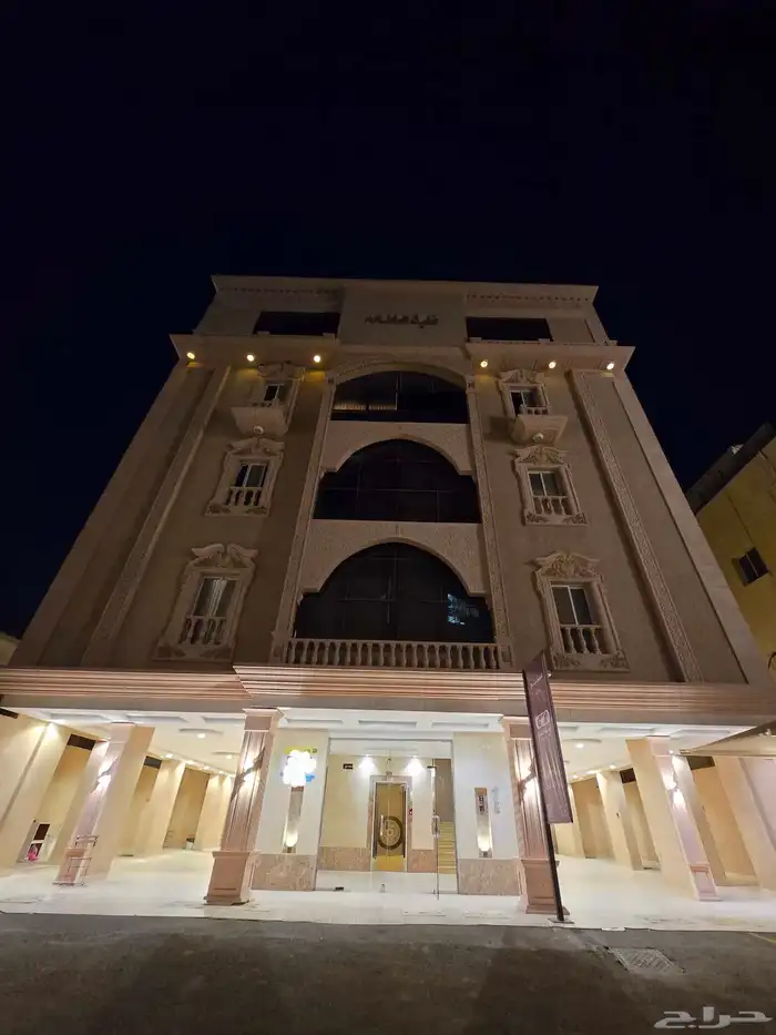 روف دور كامل معا السطوح للبيع في جدة حي الروضة 1