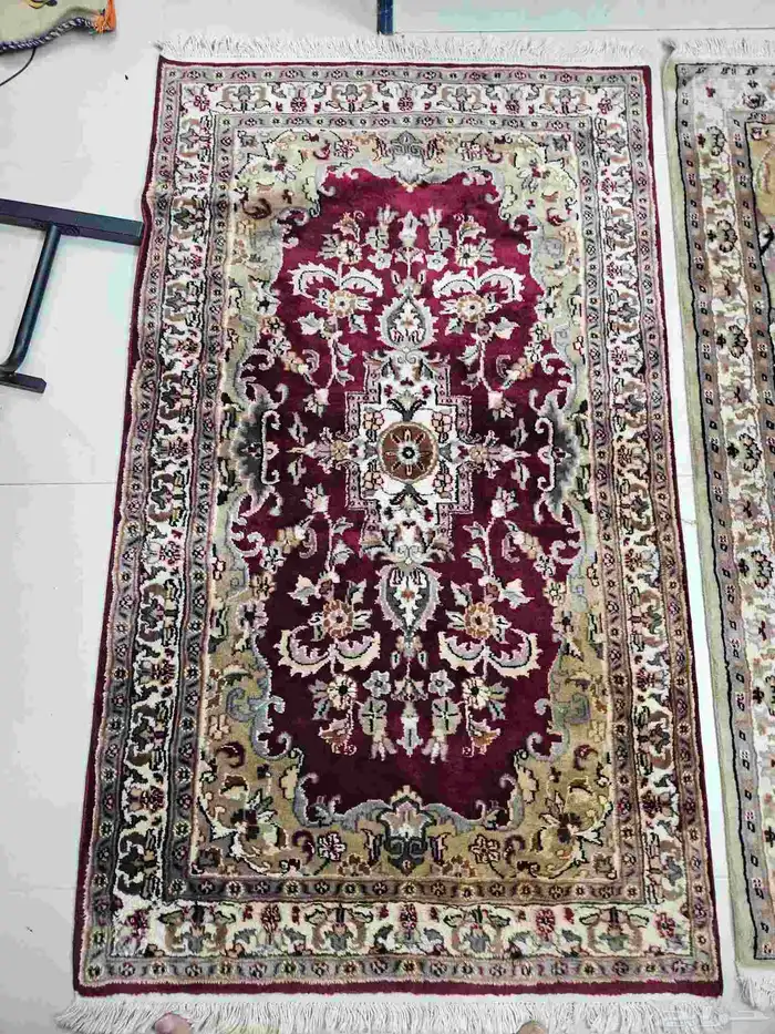 سجاد إيراني صوف صناعة يدوية متر   مترين 1