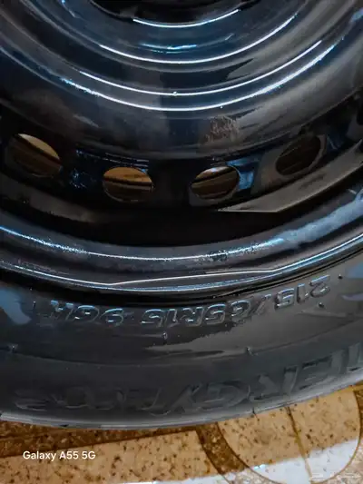 للبيع جنوط سوح مع كفرات هنكوك جديدة 2