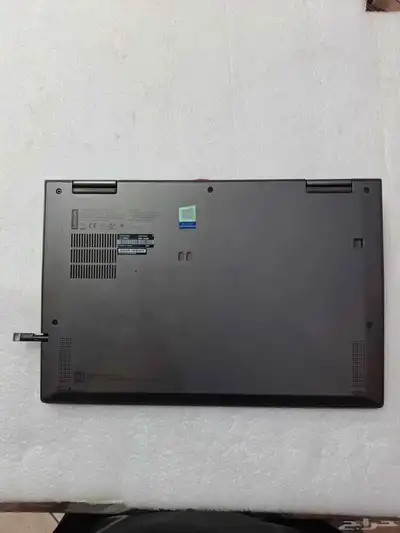 لابتوب لينوفو بحالة ممتازة 2 في 1 THINKPAD X1 yoga 10
