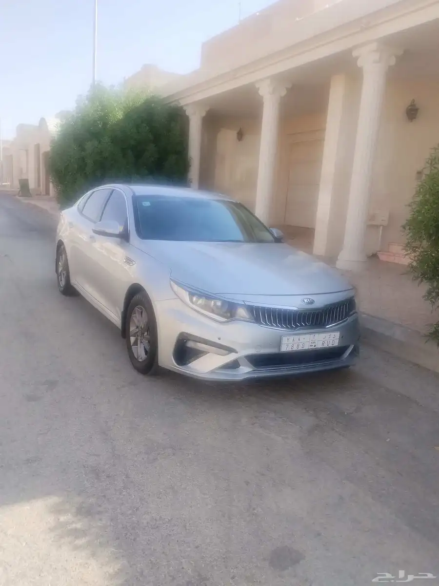 كيا اوبتما 2019 للبيع او البدل موتر نظيف 1