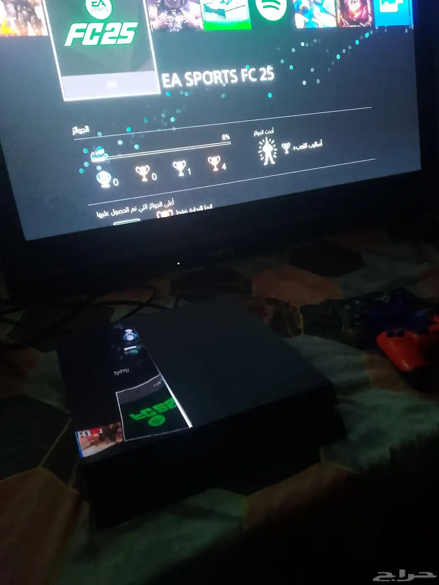اشترى بلاستيشن 4 وحصل على شاشة مجانا 8