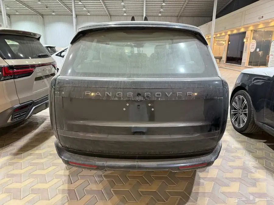 رنج روفر HSE 8V موديل 2025 عرض خاص780 شامل الضريبة 5