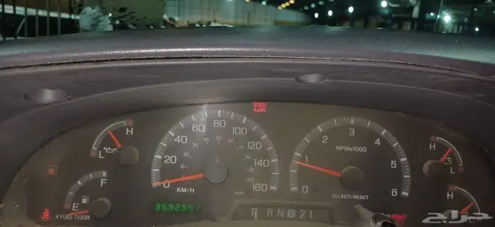 فورد اكسبديشن 2001 XLT 13