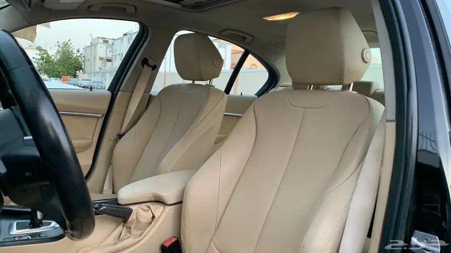 BMW 318i موديل 2018 index
