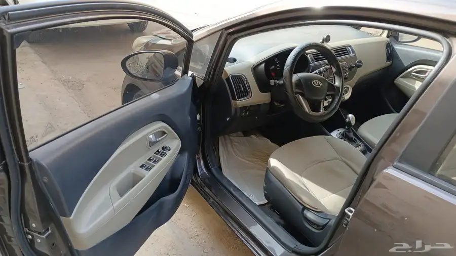 For Sale 2016 Kia Rio with 178 000 km mileage in excellent 5