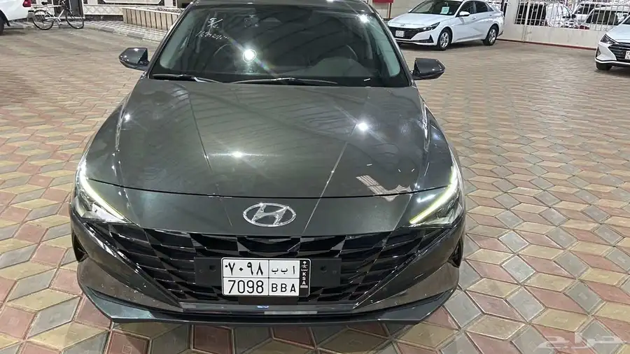 النترا بنزين 2021 بصمه شاشه وارد كوريا بحالة الوكالة 2