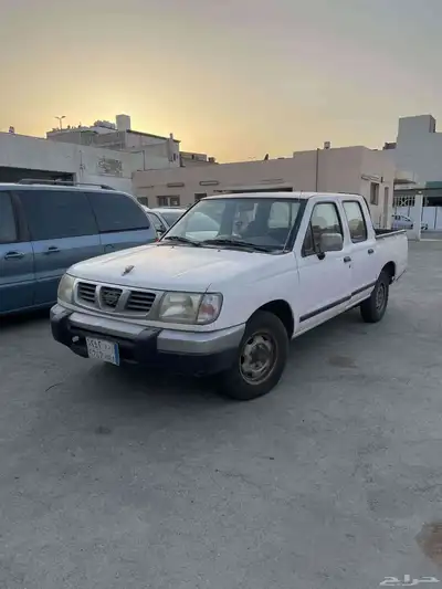 نيسان ددسن 2001 0