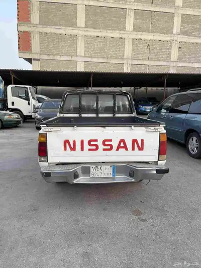 نيسان ددسن 2001 2