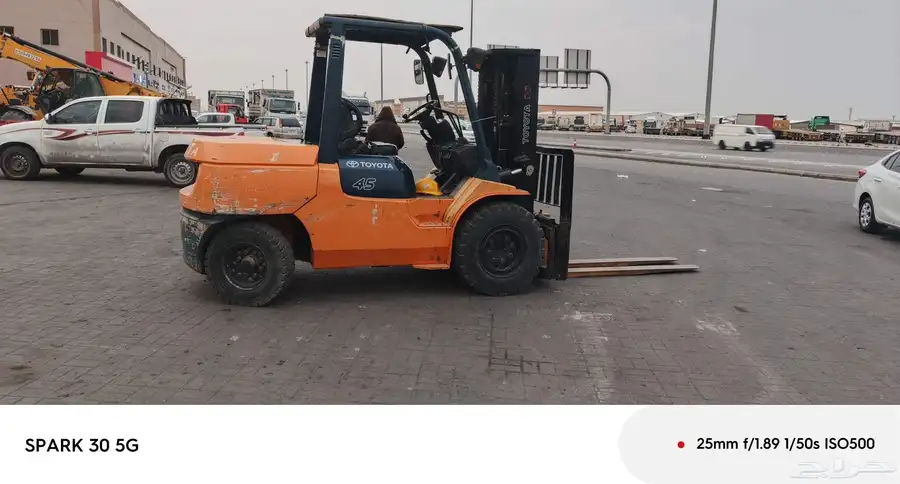 سطحات ونش وكرينات ورافع شوكيه لااليجار الشهري واليومي والمشا 2