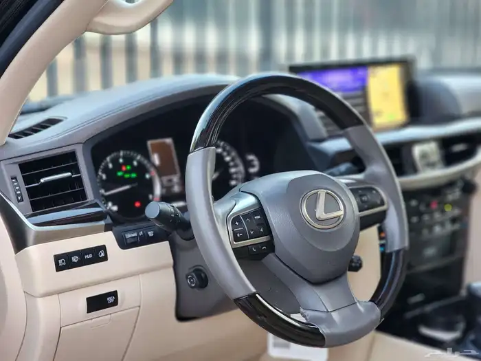 جيب لكزس LX 570 فل كامل 2021 ( بحالة الوكالة ) 36