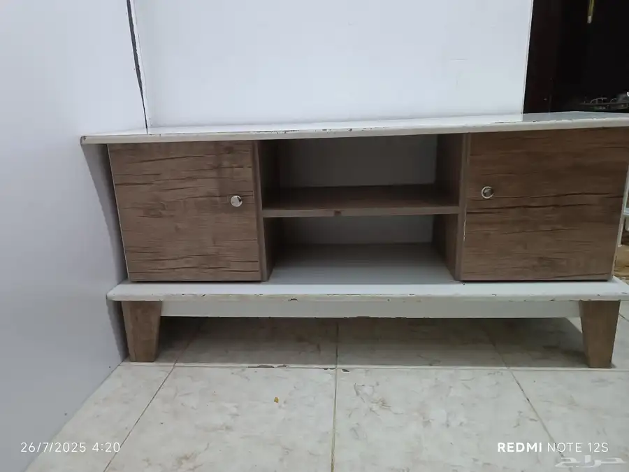 اغراض للبيع براد وفرن وطاولة شاشة 1