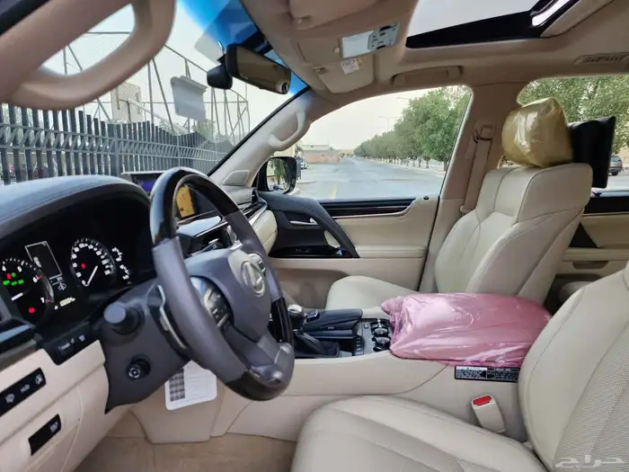 جيب لكزس LX 570 فل كامل 2021 ( بحالة الوكالة ) 16