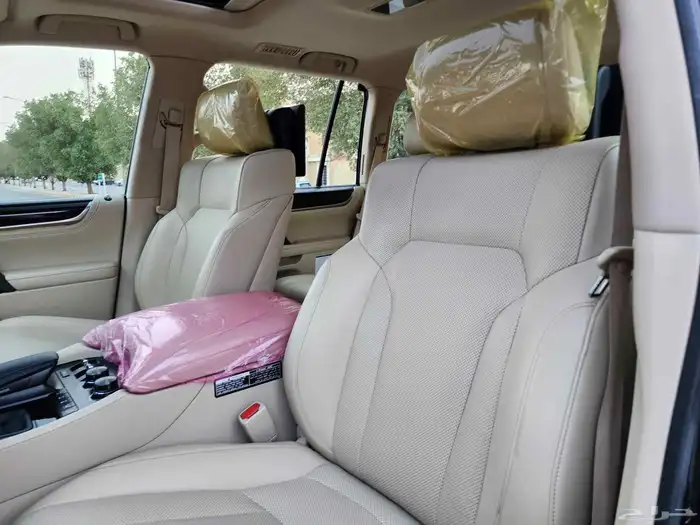 جيب لكزس LX 570 فل كامل 2021 ( بحالة الوكالة ) 17