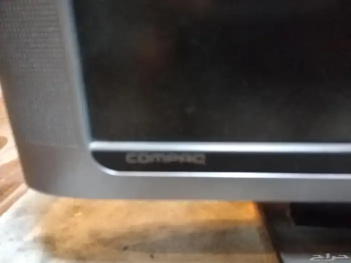 للبيع ثلاث شاشات 5