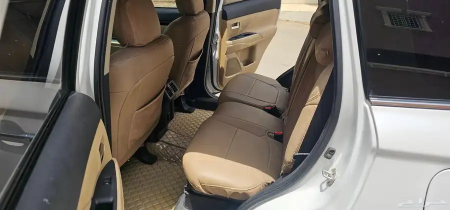 ميتسوبيشي اوتلاندر 2022 اخت الجديدة 9
