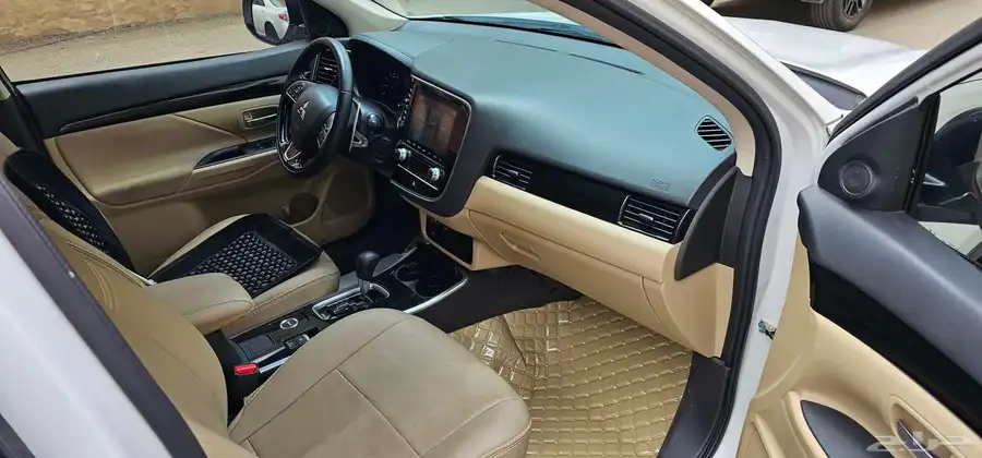 ميتسوبيشي اوتلاندر 2022 اخت الجديدة 10