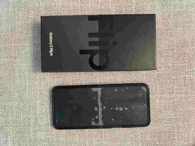 جوال سامسونج زد فليب 4 samsung z flip index