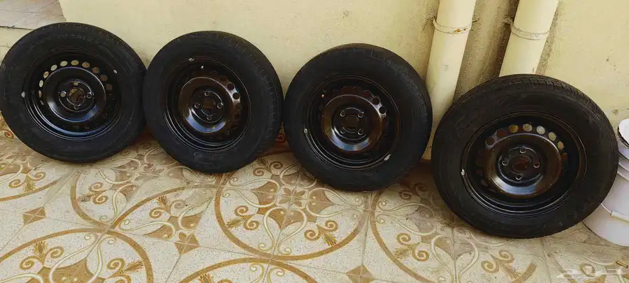 جنوط هيونداي 4مسمار وكالة  طيس وكالة  كفر مستعمل. 1