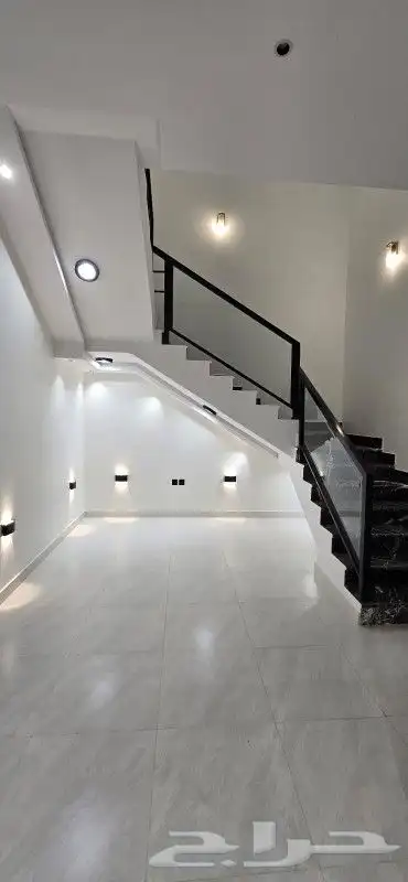 للبيع روف علوي مع ملحق مدخل سياره تشطيب راقي من 730الف 14