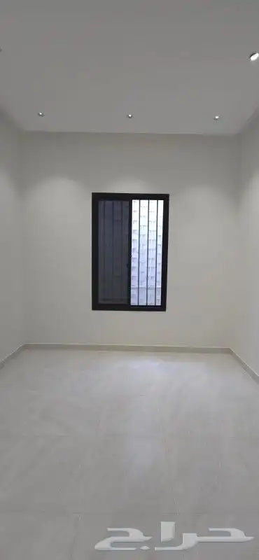 للبيع روف علوي مع ملحق مدخل سياره تشطيب راقي من 730الف 24