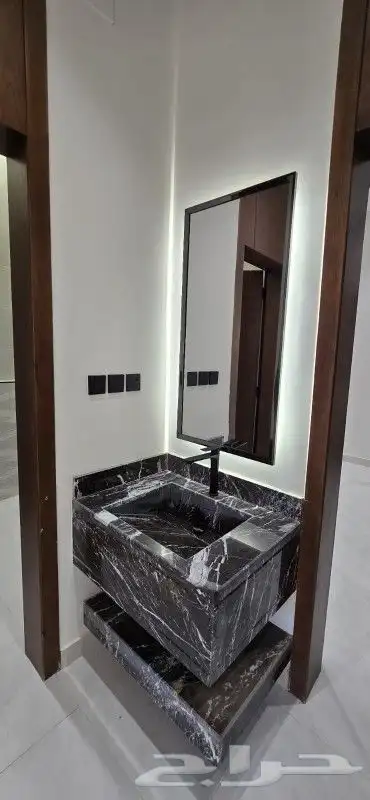 للبيع روف علوي مع ملحق مدخل سياره تشطيب راقي من 730الف 8