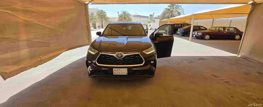 تويوتا هايلاندر 2022 ستاندر 7 راكب 1