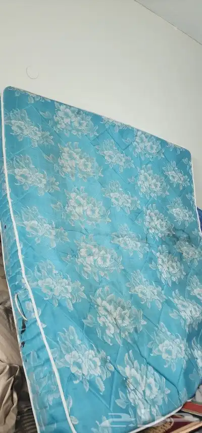 طقم كنب وبساط ومساند ظهر وطقوم غرف نوم وغيرها 8