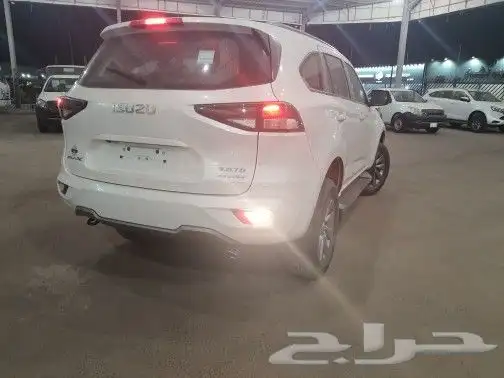 بسعر منافس جيب ايسوزو 2024 جديد 2
