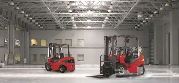 رافعة شوكيه للايجار فوركلفت للايجار سيزر لفت للايجار 2