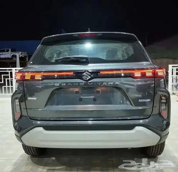 سوزوكي جراند فيتارا GL2025 4