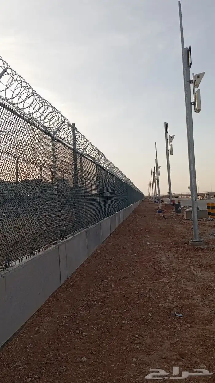 يوجد الدينا توريد وتركيب شبوك مضلات 0