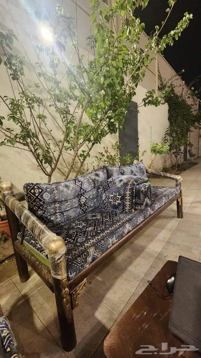 كراسي خارجية مرتفعة تصلح للأحواش 0