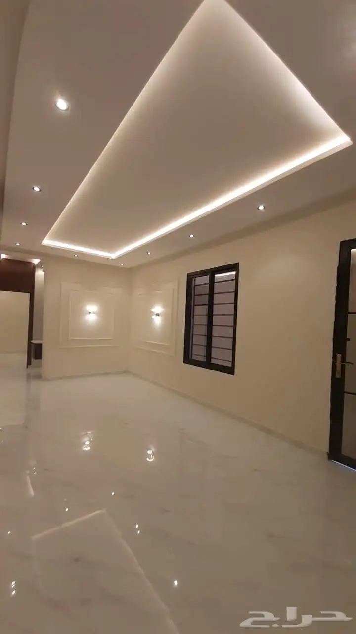 للبيع دور به ملحق السعر حصري 9