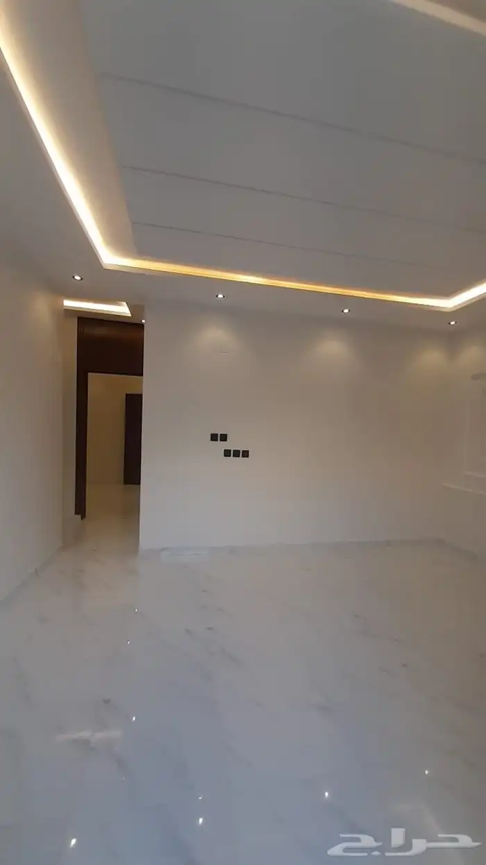 للبيع دور به ملحق السعر حصري 2
