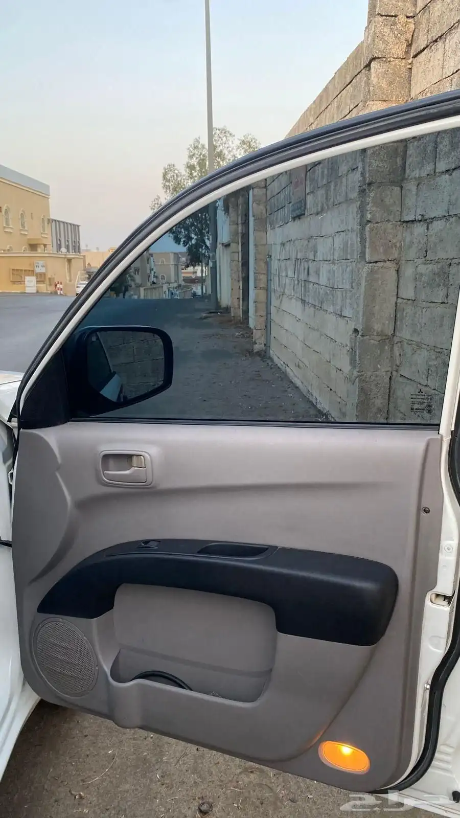 للبيع مستوبيشي 2015 19