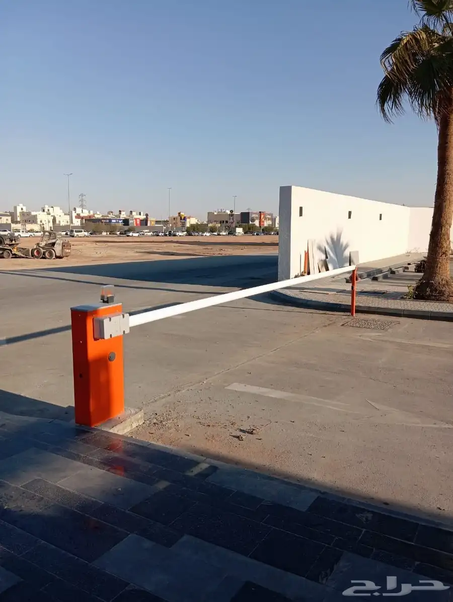 بوابة مواقف سيارات بافضل تقنيات ذراع سيارة داخل الرياض 6
