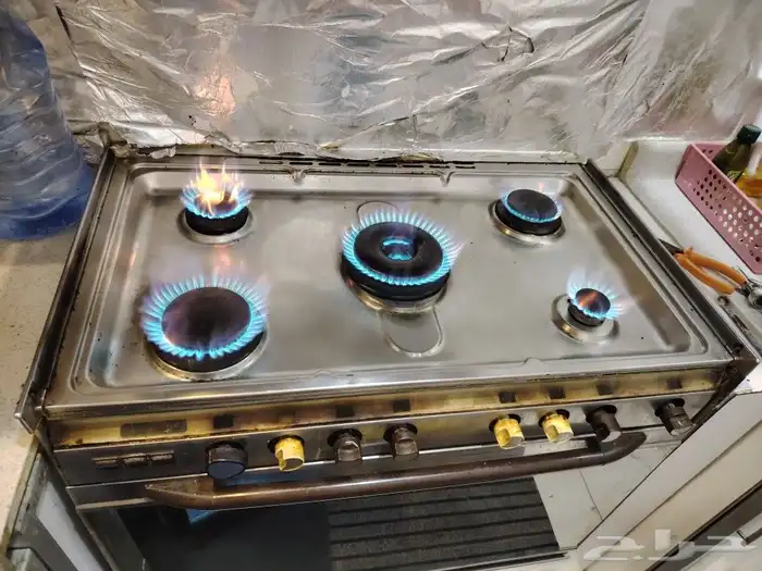 متخصصون في صيانه الأفران الغاز والكهرباء 0