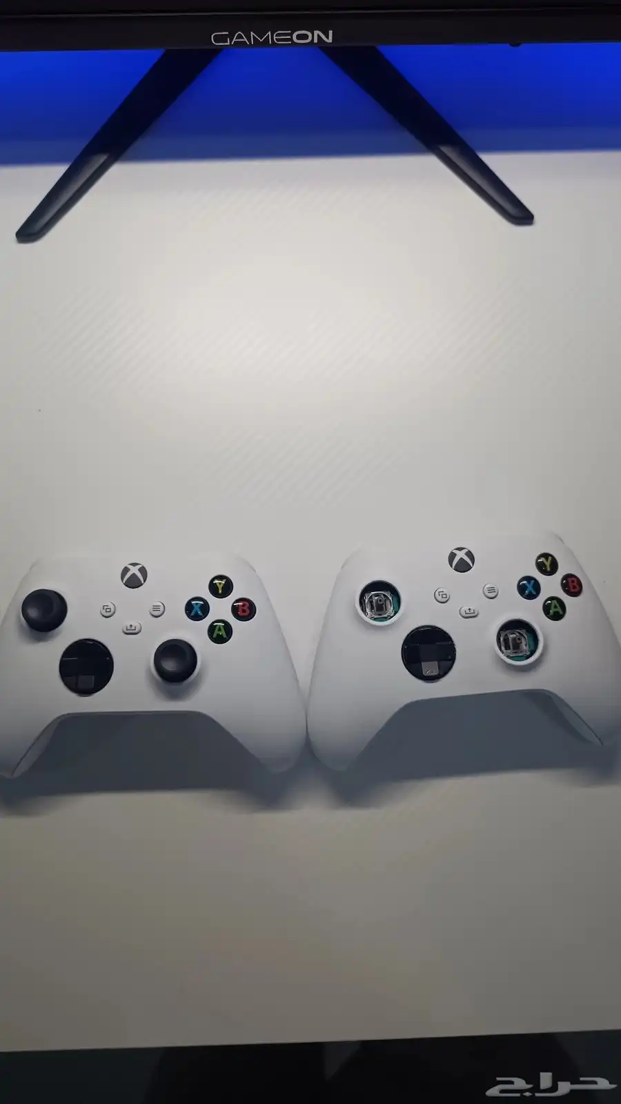 للبيع Xbox Series S بحالة ممتازة ومع ضمان ساري اكسترا 6