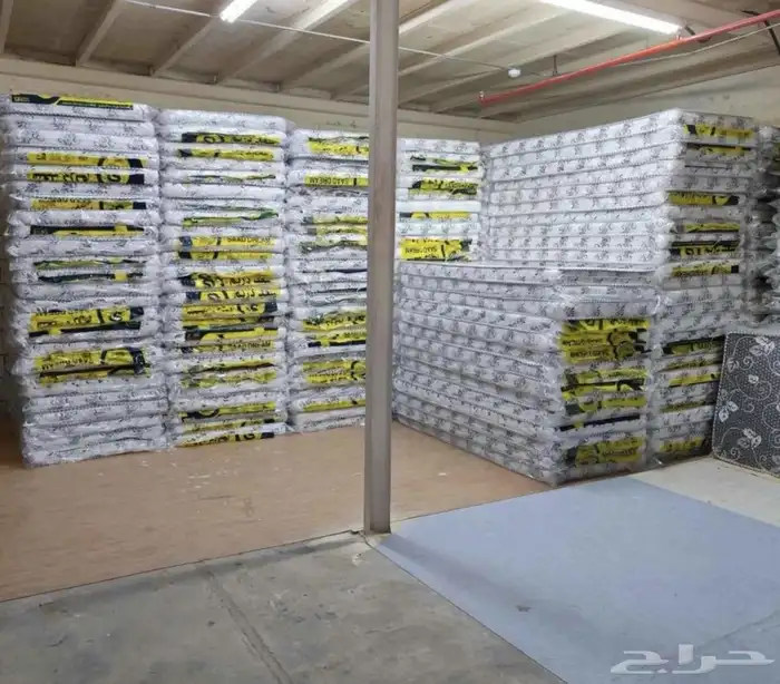 متوفر لدينا   سرير دورين السعر 200  سرير حديد دور واحد السعر 6