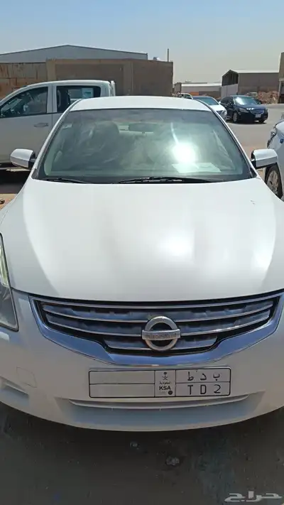 نيسان التيما 2012 7