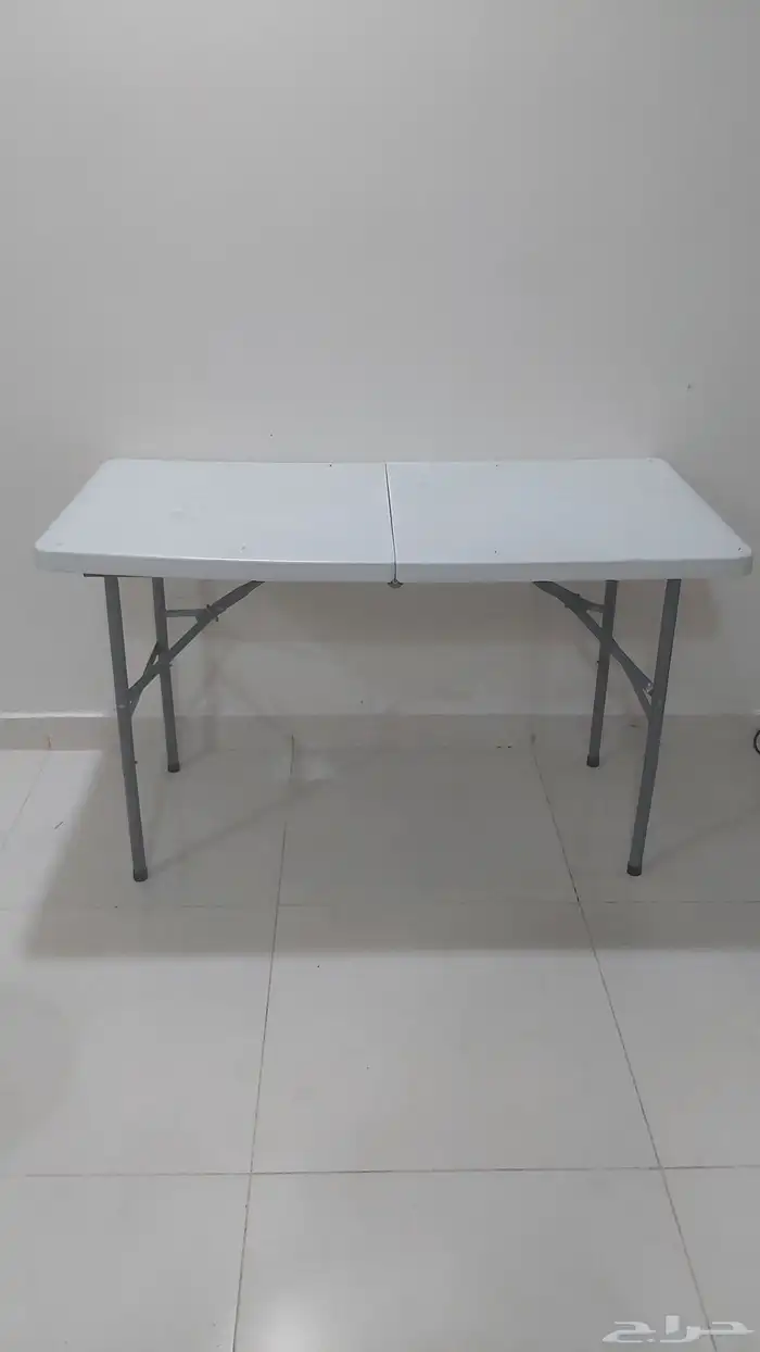 استاند ملابس و طاولة تتقفل 1