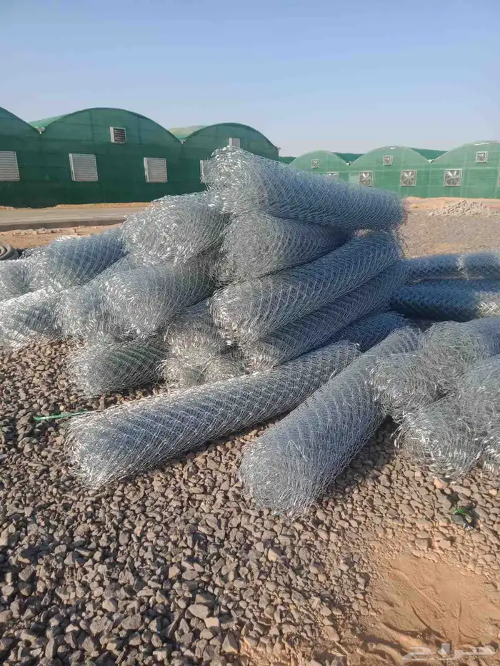 يوجد الدينا توريد وتركيب شبوك 0