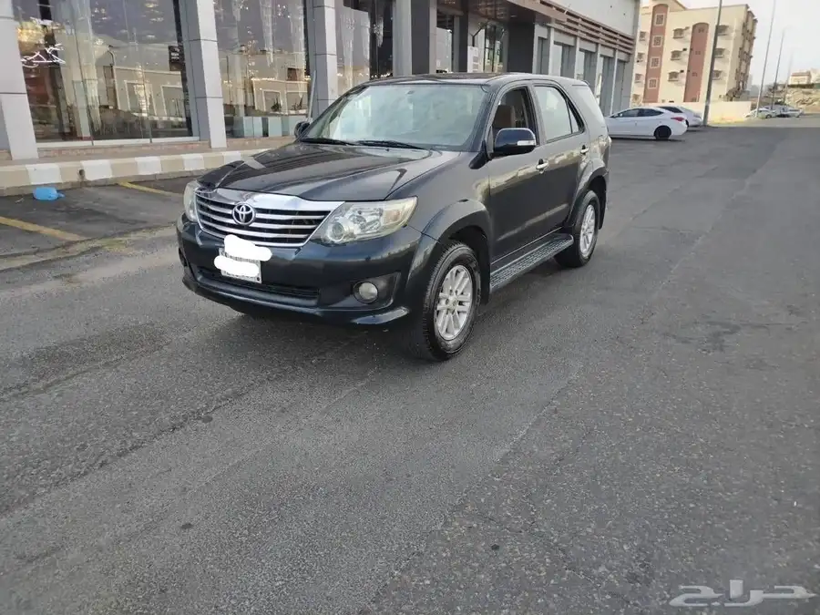للبيع فورشنر 4 سلندر جير توماتيك بدون دبل 2