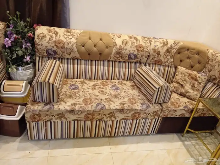غرفة نوم مستعملة مجلس مستعمل 8