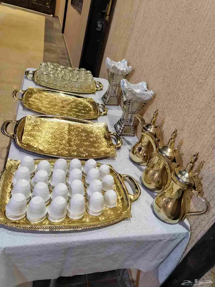 يوجد لدينا قهوجيين وصبابين داخل الرياض وخارجه 0