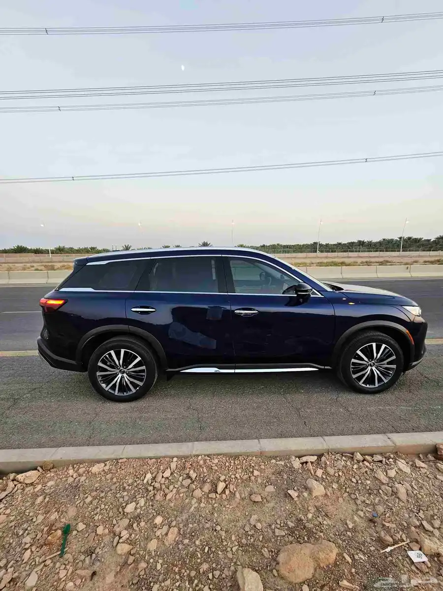 إنفينيتي QX60 موديل 2022 سينسوري 2