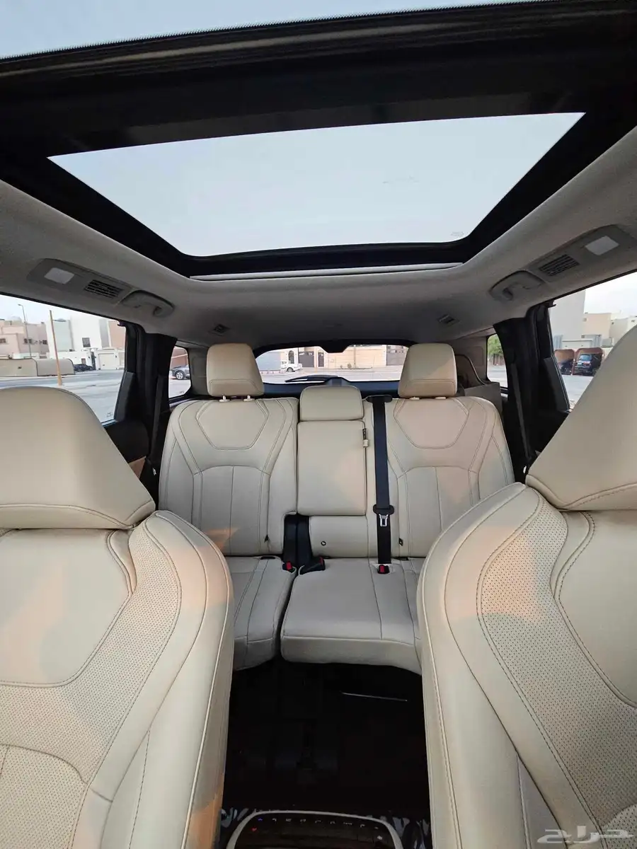 إنفينيتي QX60 موديل 2022 سينسوري 8