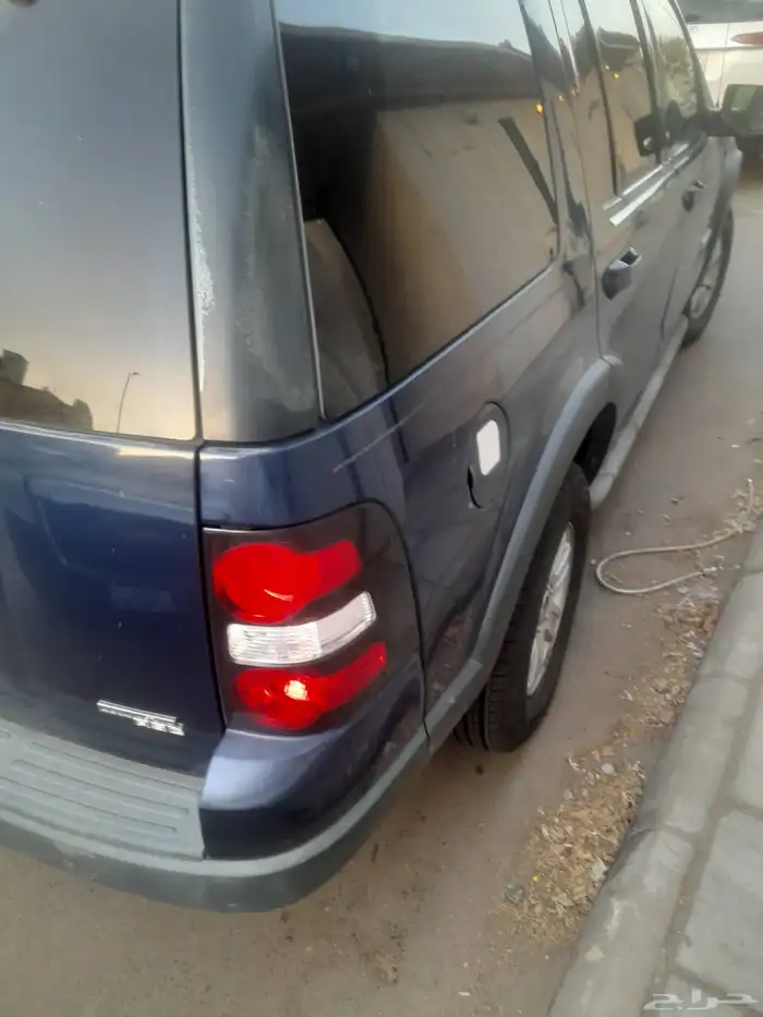 فورد إكسبلورر 2007 XLT ممشى قليل 2