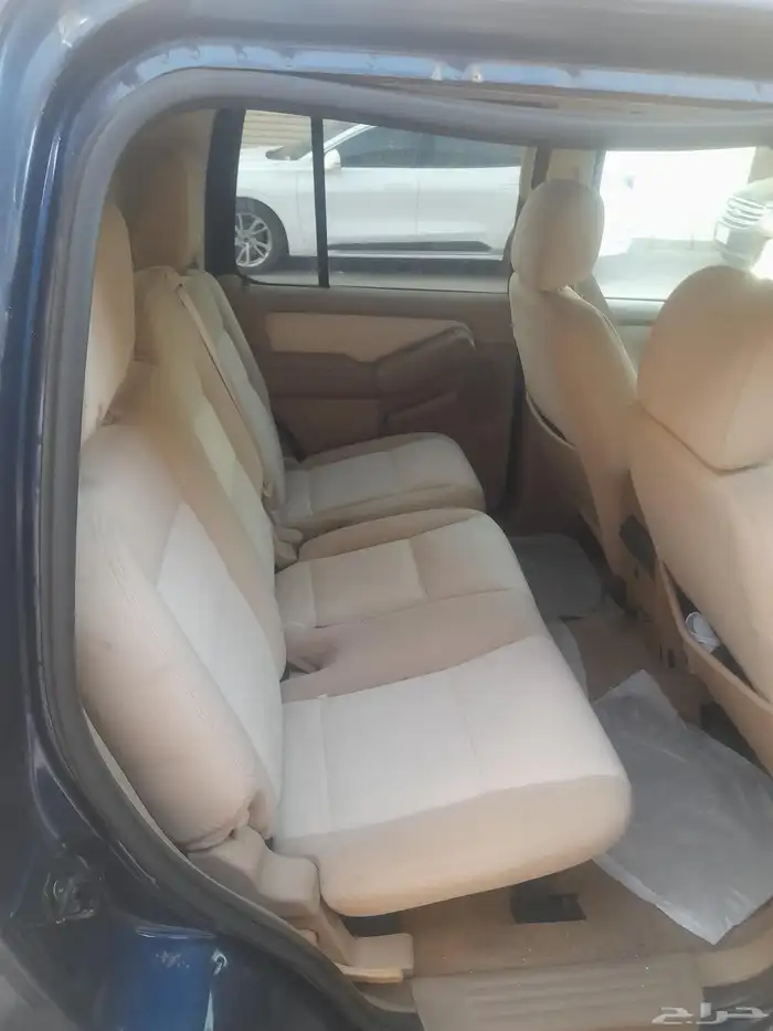فورد إكسبلورر 2007 XLT ممشى قليل 4